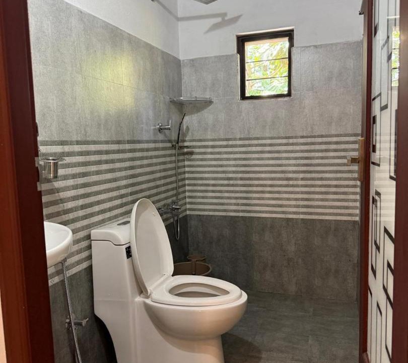 Photo of Bathroom in Elappara