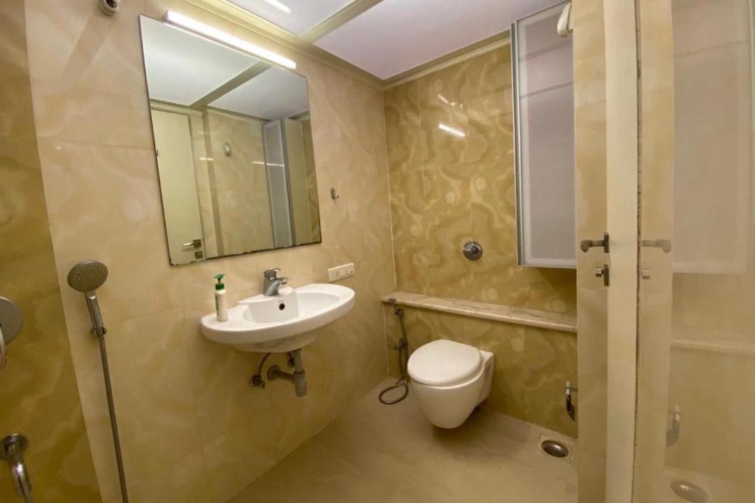 Photo of Bathroom in Bandra West