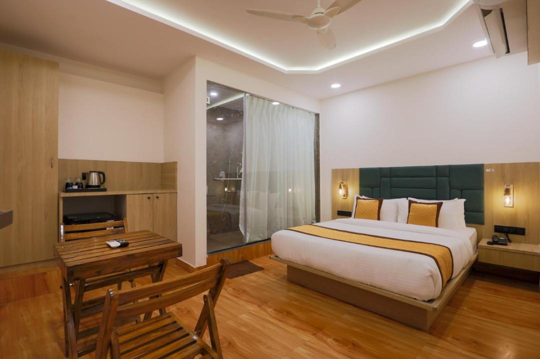 Photo of Bedroom in Versova