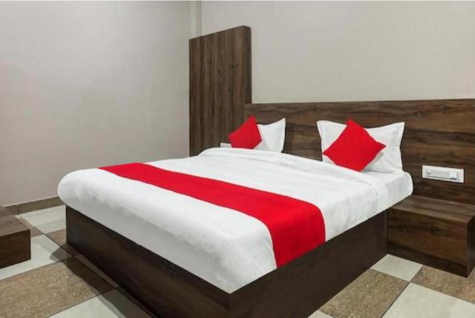 Photo of Bedroom in Bhopal