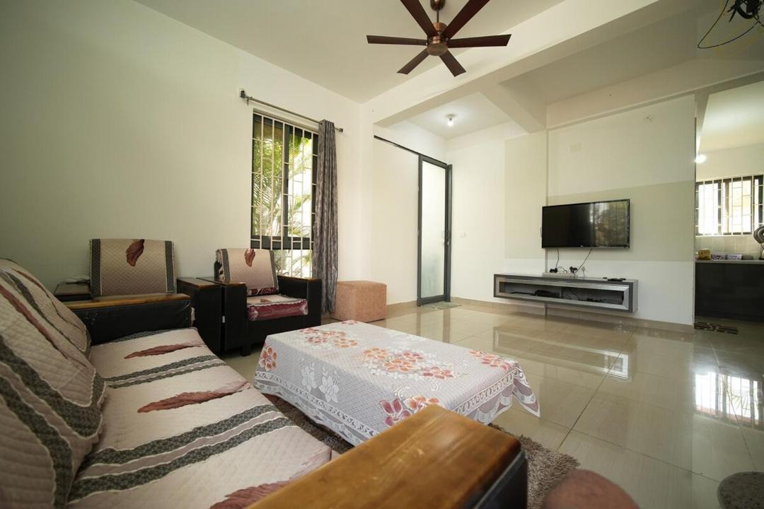 Photo of Livingroom in Nandi Hills