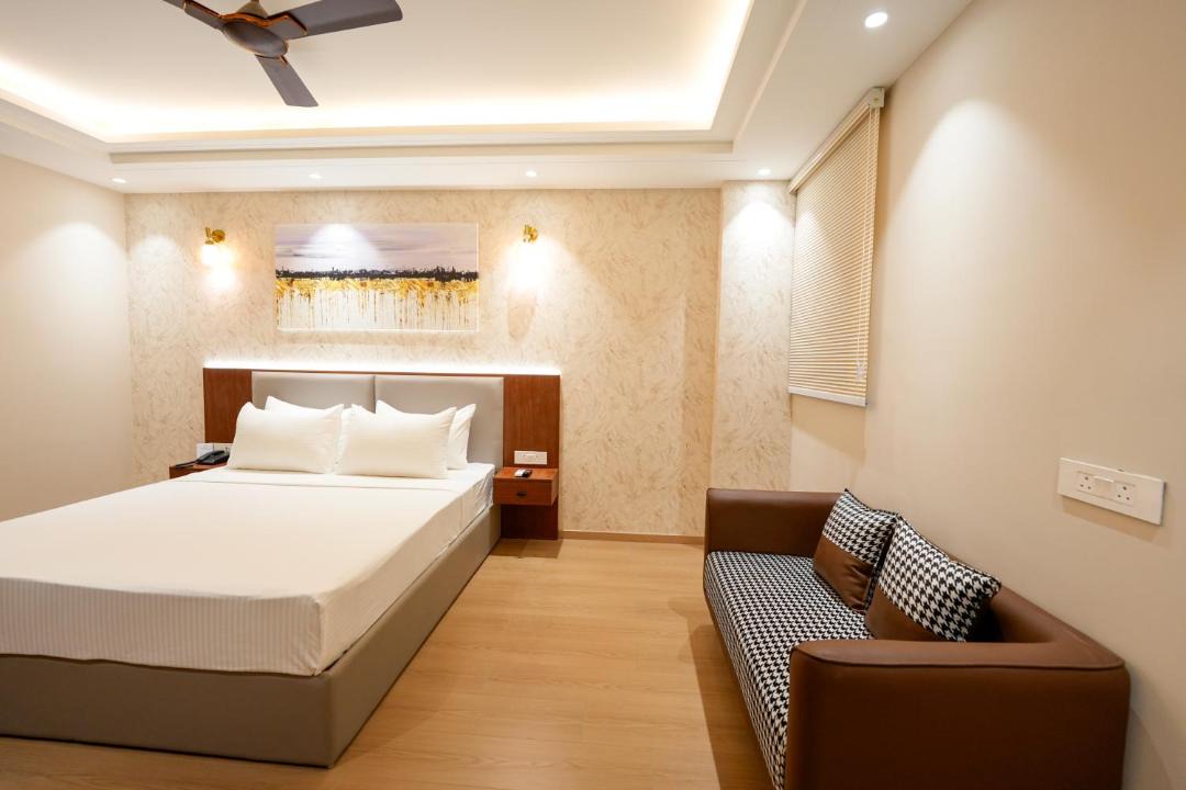 Photo of Bedroom in DLF Phase 3