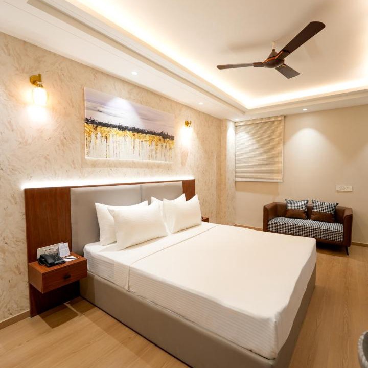 Photo of Bedroom in DLF Phase 3