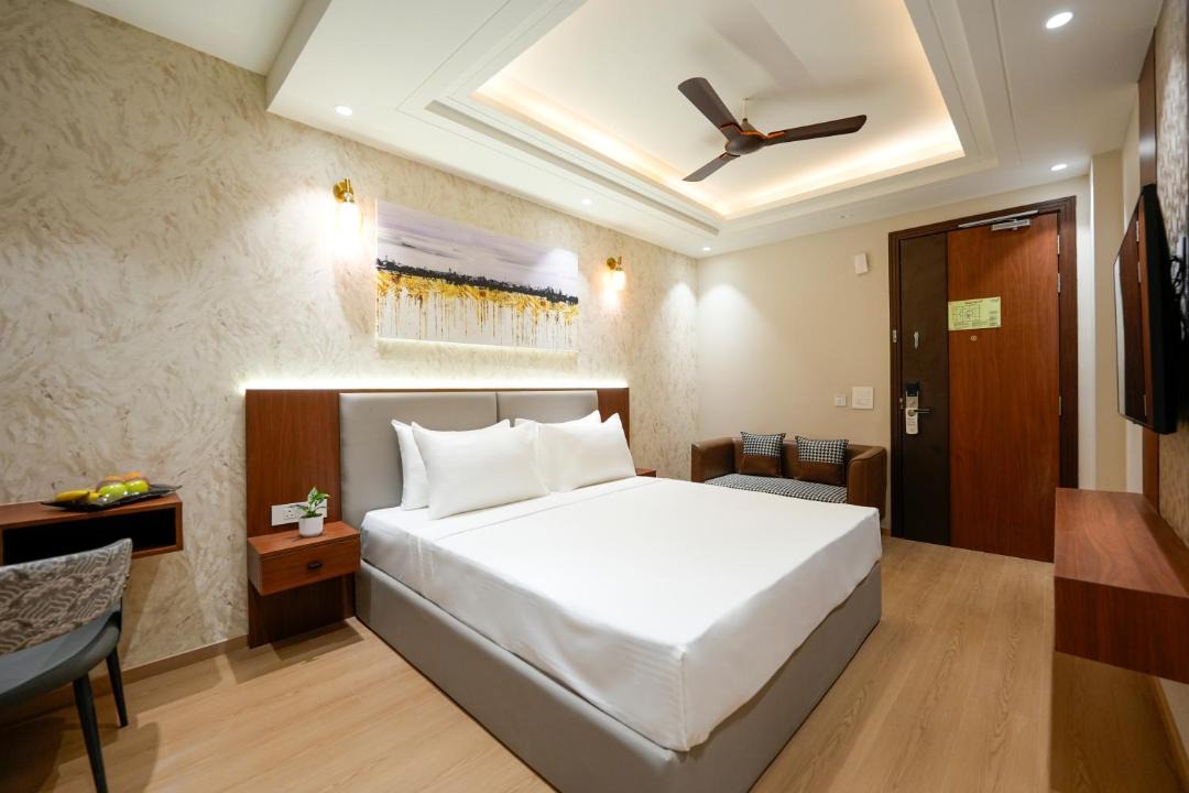 Photo of Bedroom in DLF Phase 3
