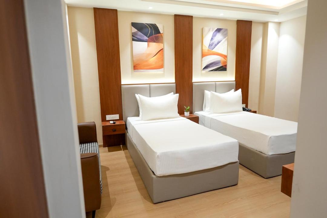 Photo of Bedroom in DLF Phase 3