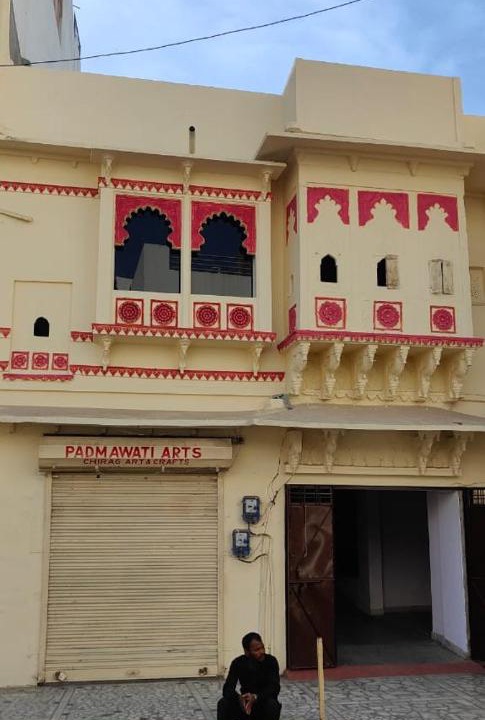 Photo of Buildings in Khattalwada
