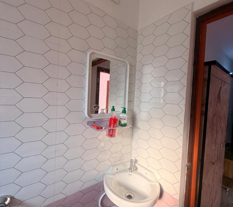 Photo of Bathroom in Narasapura