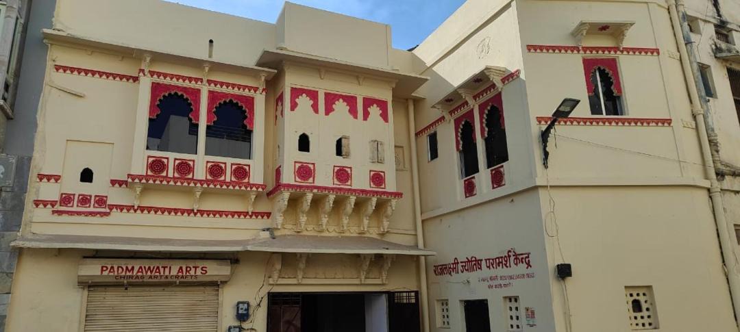 Photo of Buildings in Khattalwada