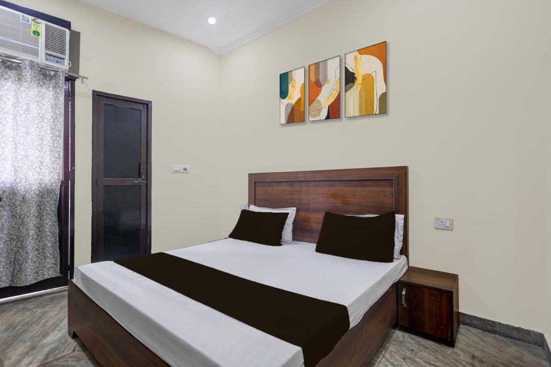 Photo of Bedroom in Rudrapur