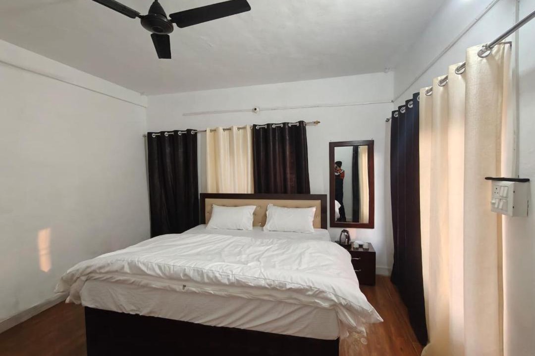 Photo of Bedroom in Naukuchiyatal