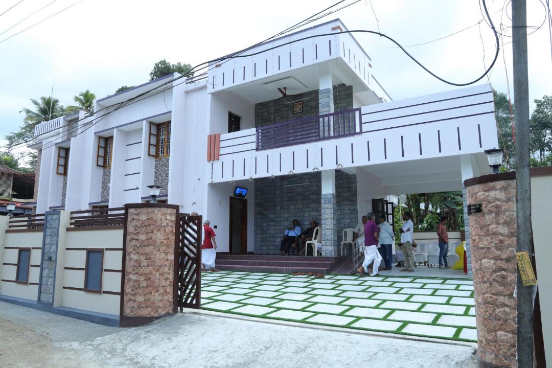 Photo of Others in Mallapalli