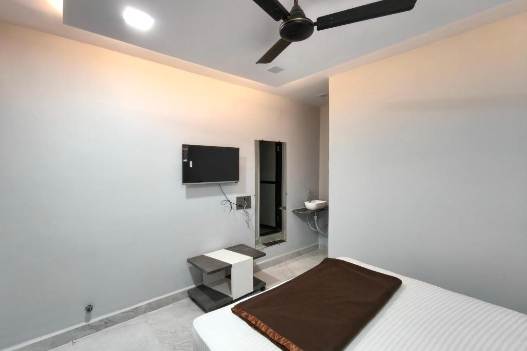 Photo of Bedroom in Surat District