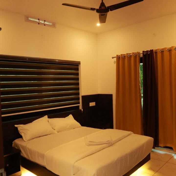 Photo of Bedroom in Devikolam