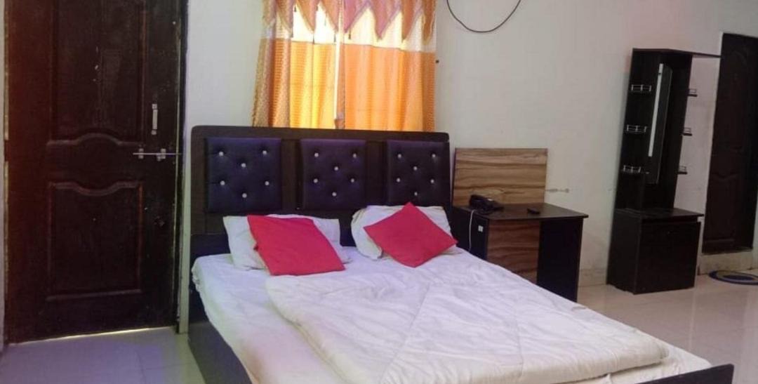 Photo of Bedroom in Tuljapur