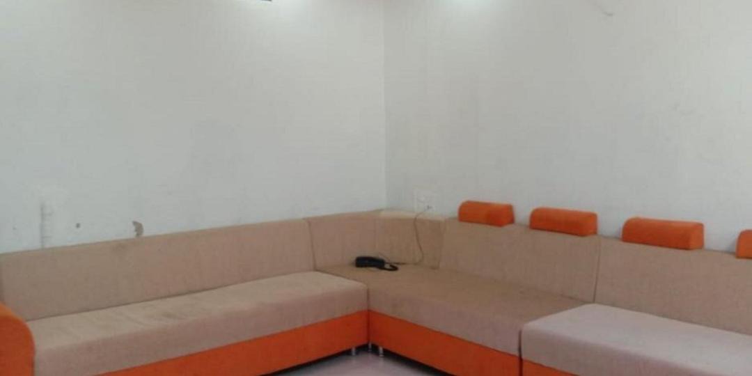 Photo of Livingroom in Tuljapur
