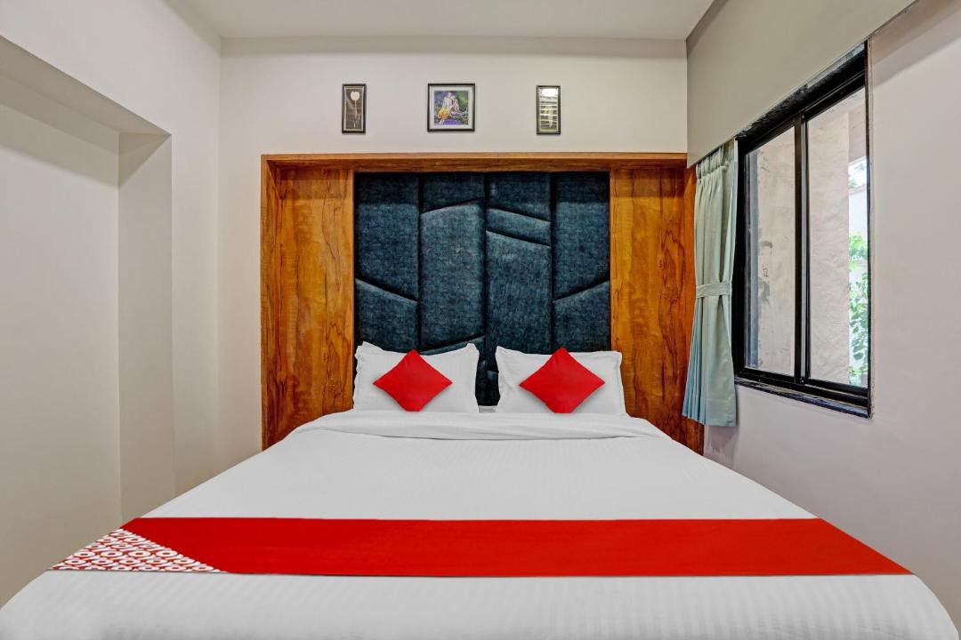 Photo of Bedroom in Navrangpura