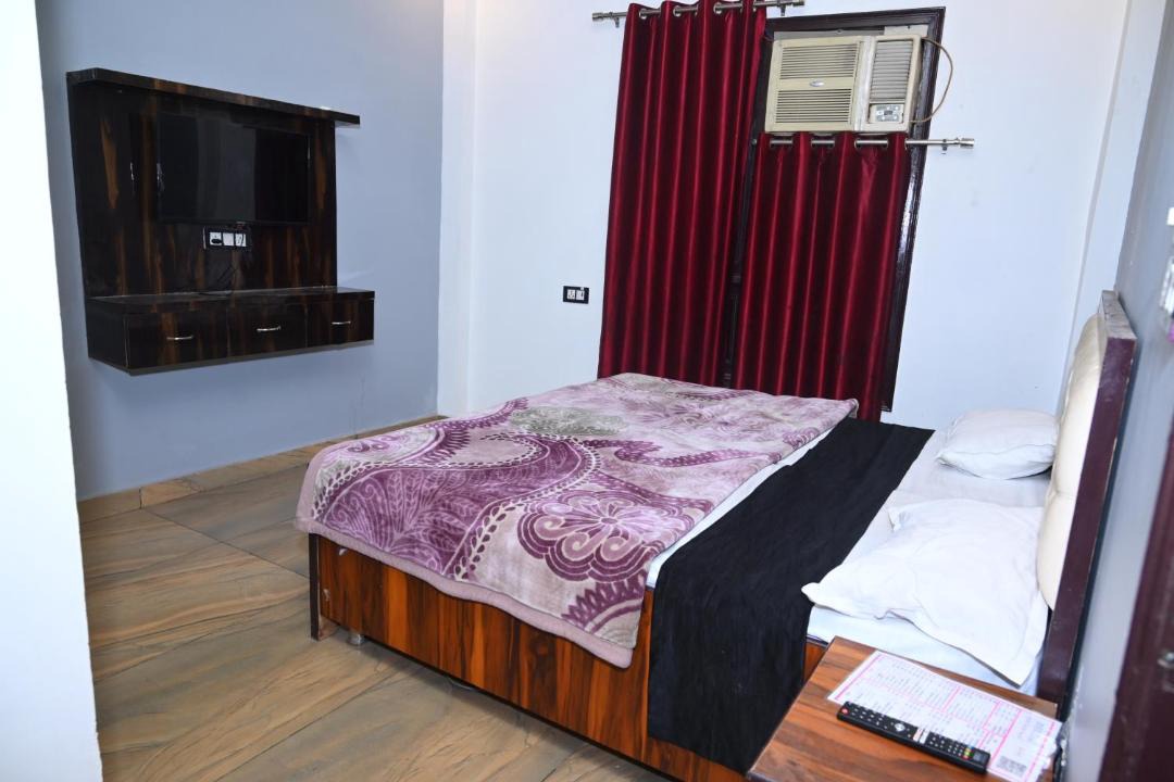 Photo of Bedroom in Meerut