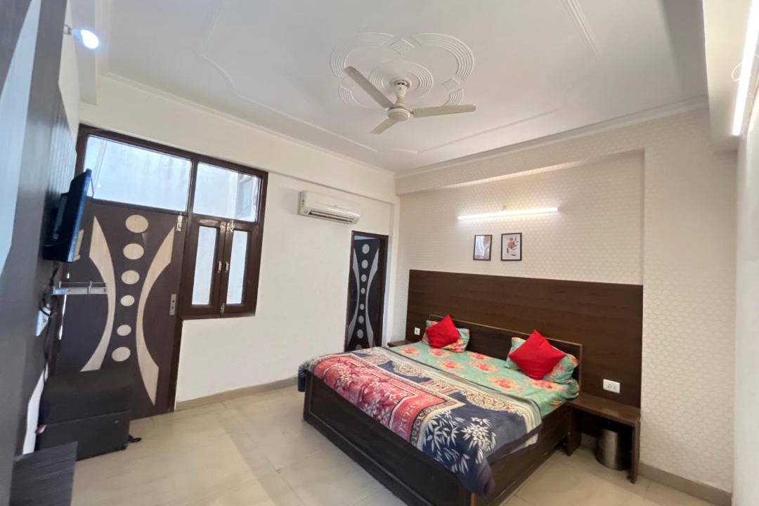 Photo of Bedroom in Vrindavan