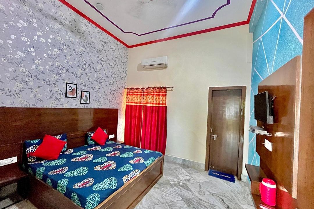Photo of Bedroom in Vrindavan