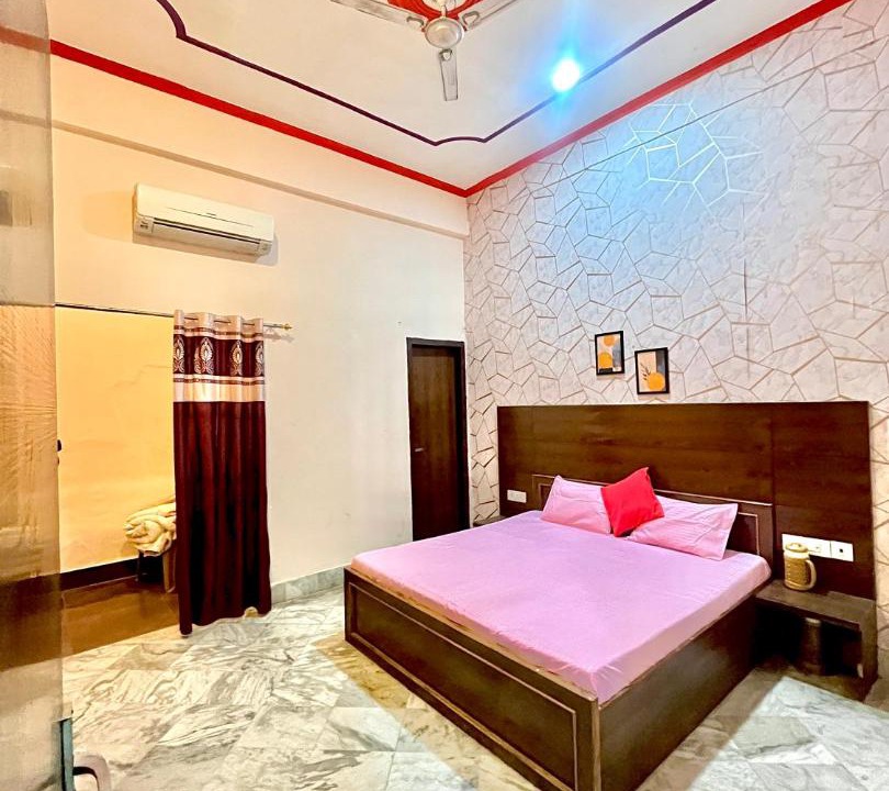 Photo of Bedroom in Vrindavan