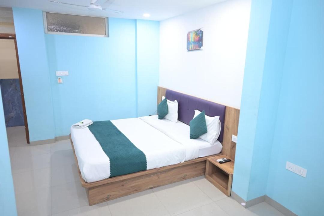 Photo of Bedroom in Dewas
