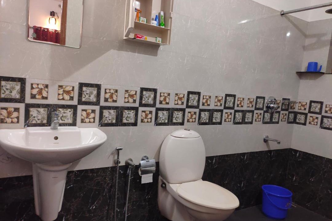 Photo of Bathroom in Arpookara