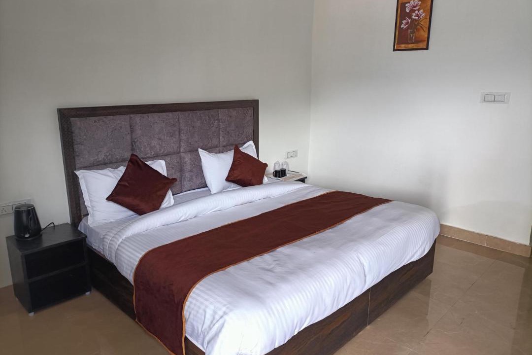 Photo of Bedroom in Narainkoti