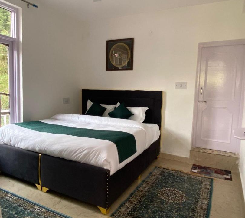Photo of Bedroom in Bhagsu Nag
