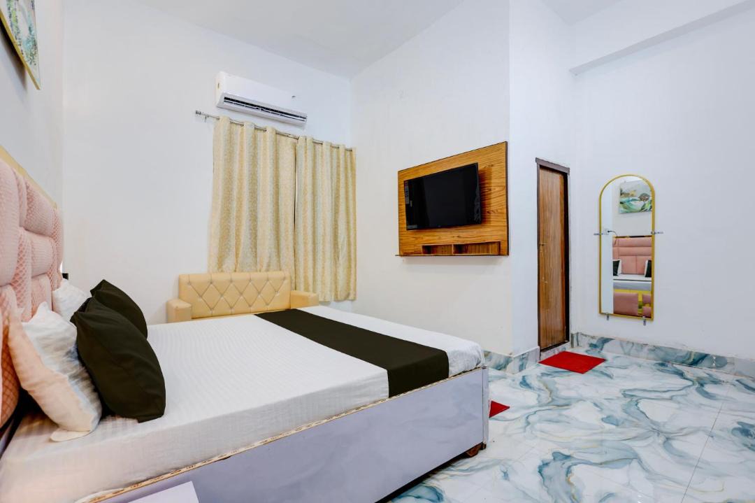 Photo of Bedroom in Bharthana