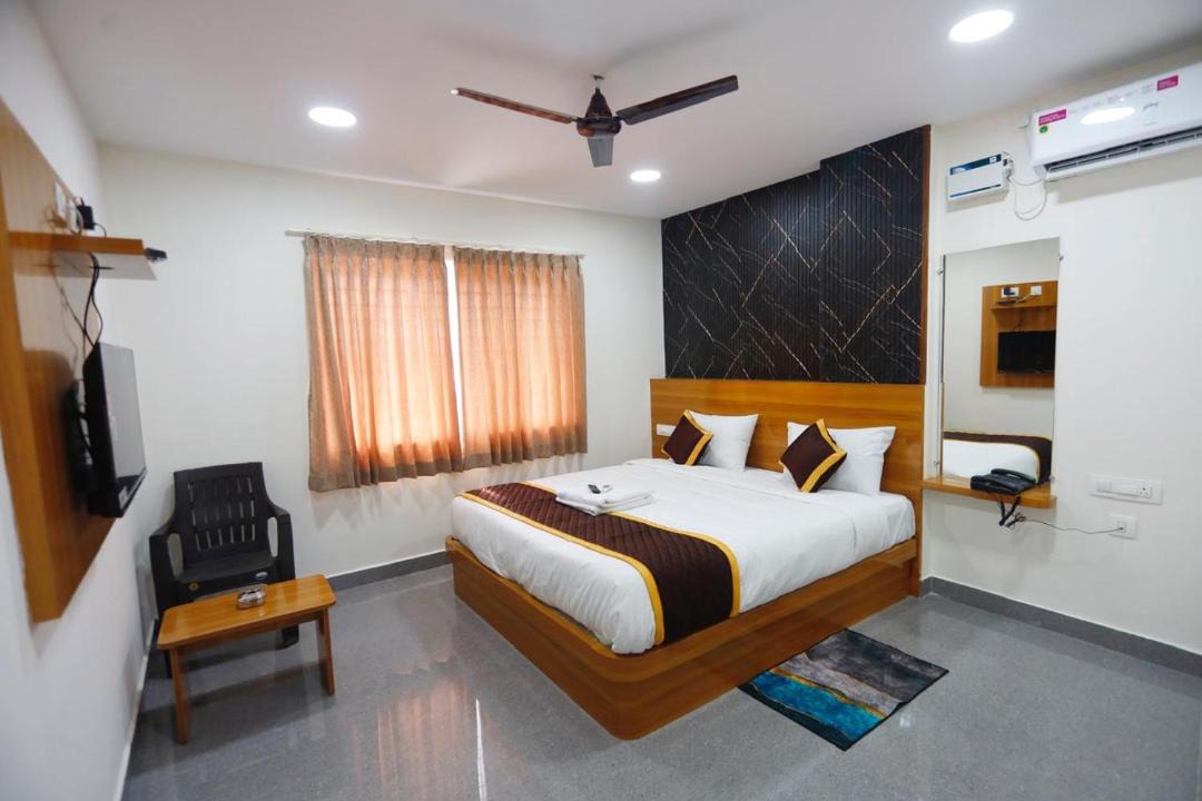 Photo of Bedroom in Shimoga