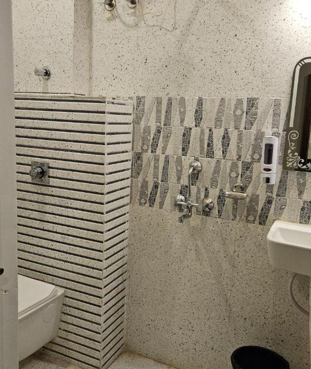 Photo of Bathroom in Mahmoorganj