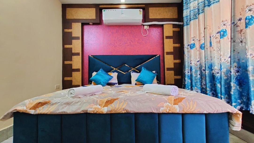 Photo of Bedroom in Mayapur