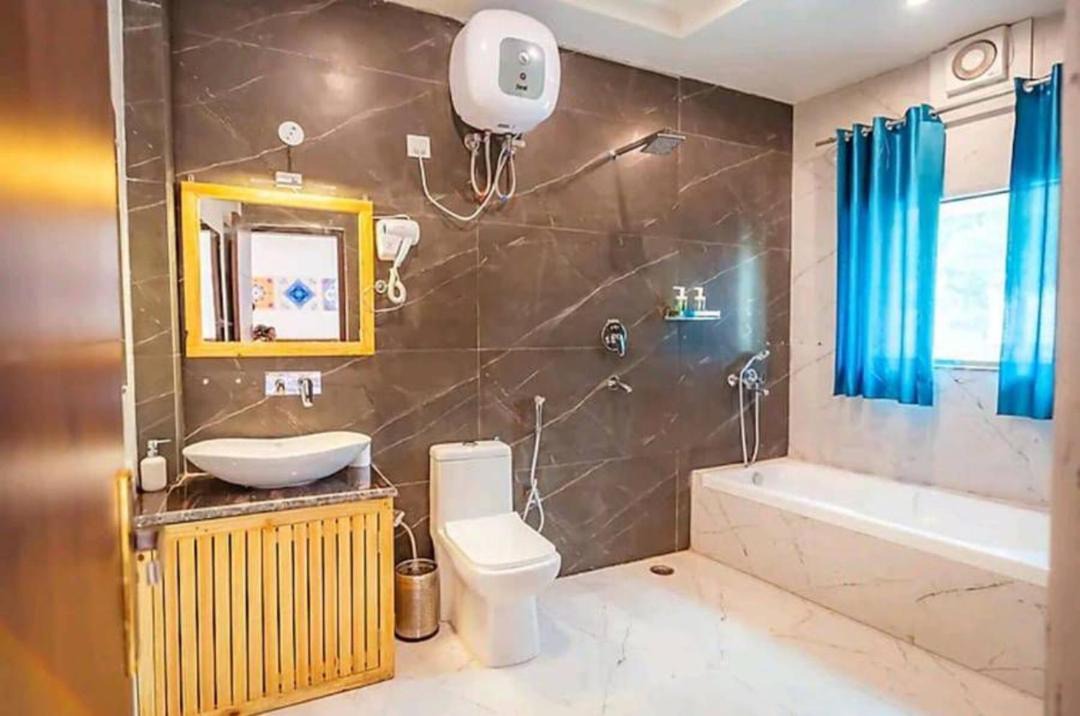 Photo of Others in Tapovan