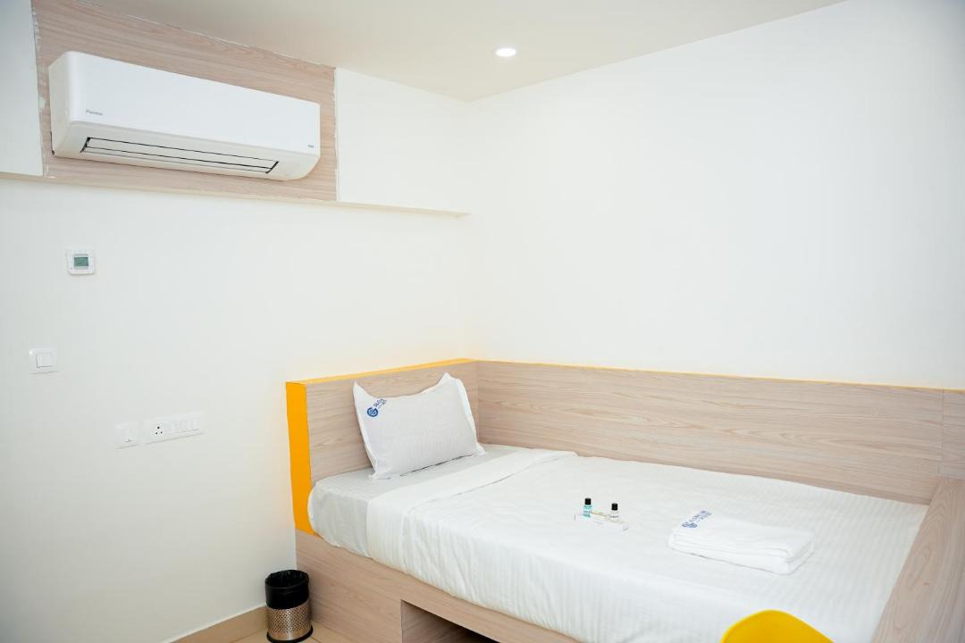 Photo of Bedroom in Adyar