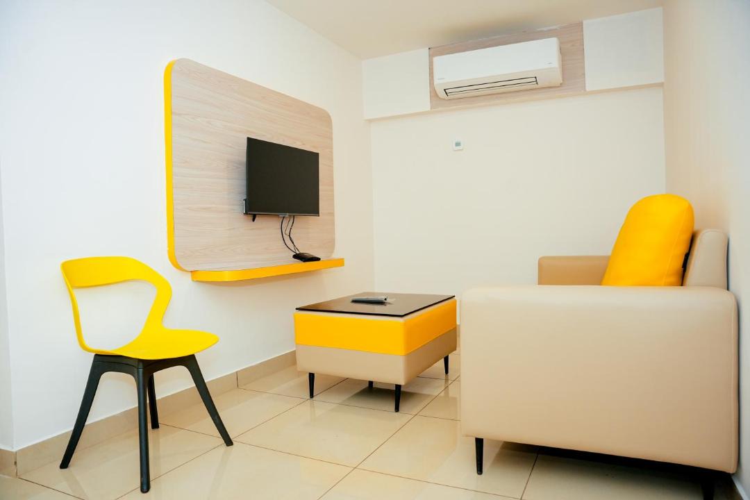Photo of Livingroom in Adyar