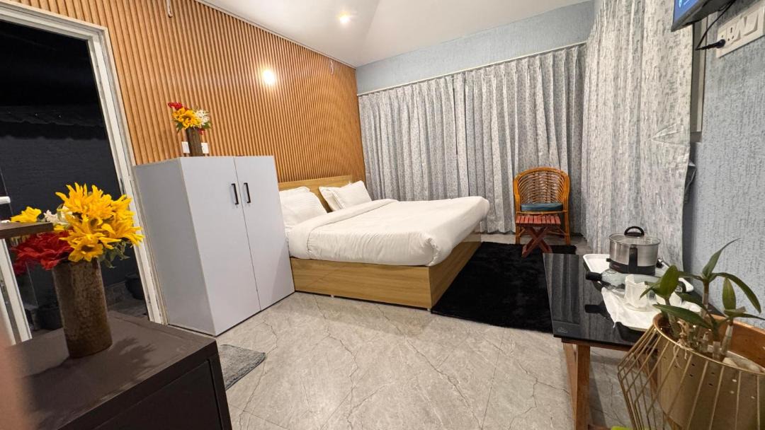 Photo of Bedroom in Naukuchiyatal