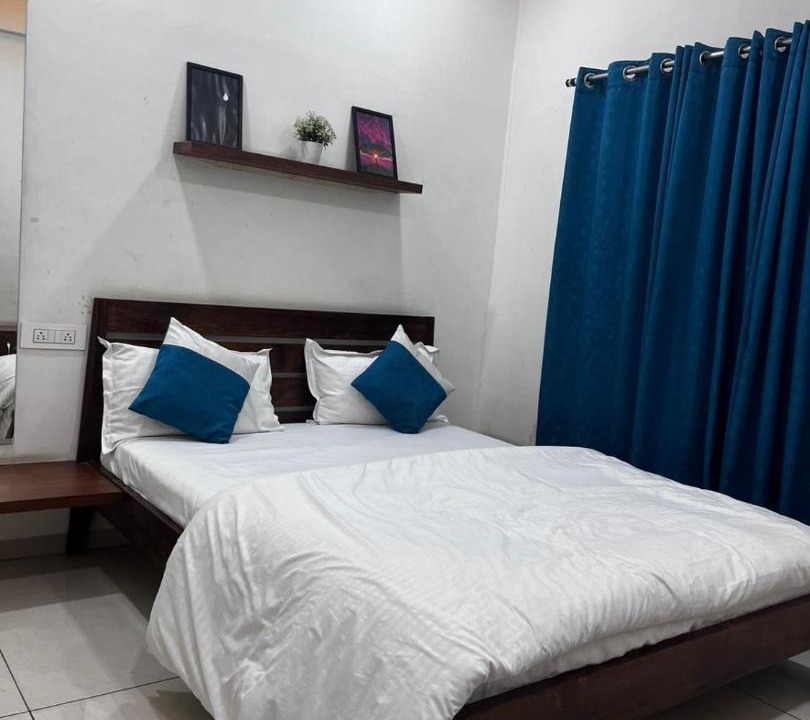 Photo of Bedroom in Daulatabad