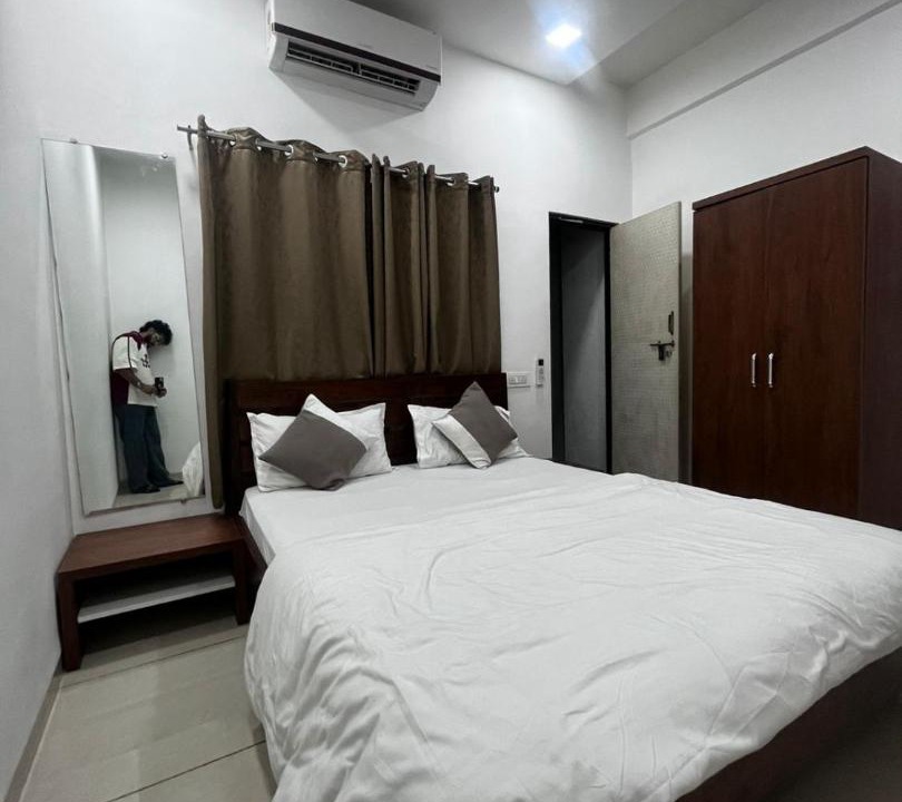 Photo of Bedroom in Daulatabad