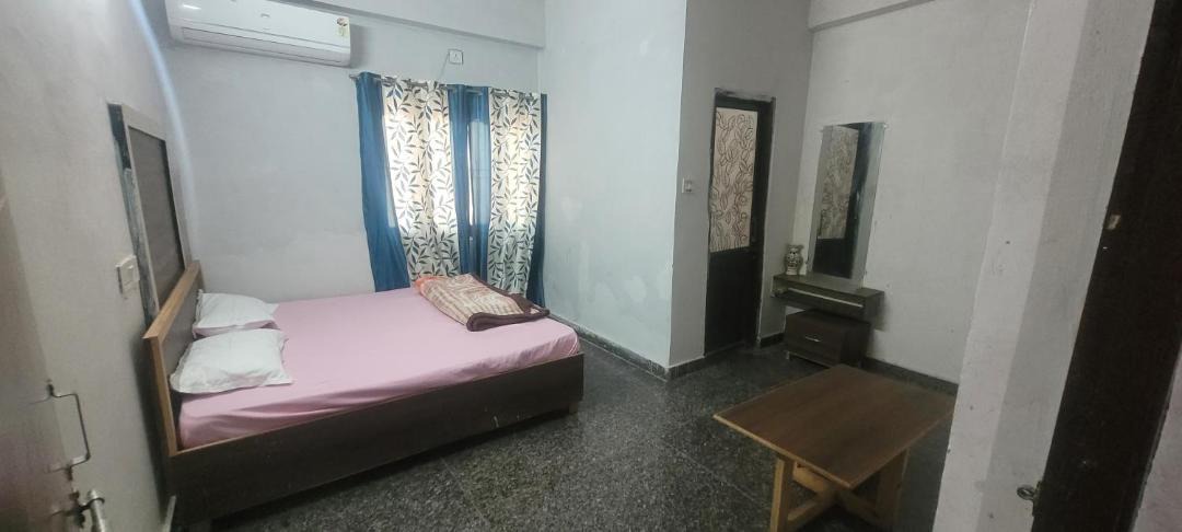 Photo of Bedroom in Abu Road