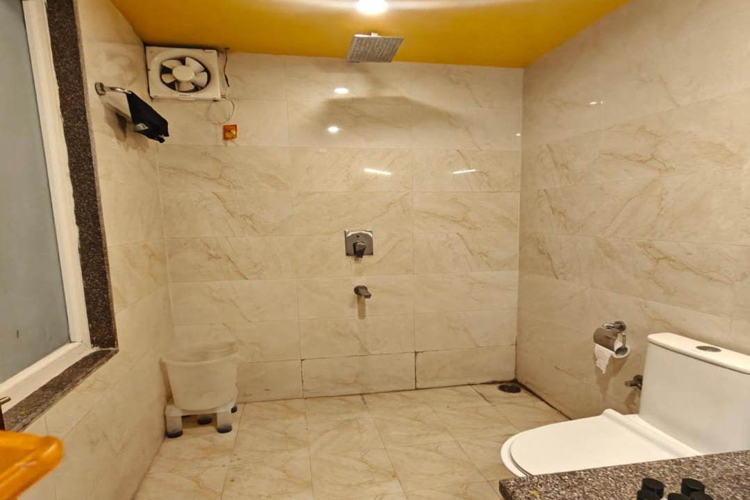 Photo of Bathroom in Tapovan