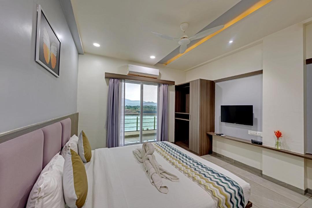 Photo of Bedroom in Rajpipla
