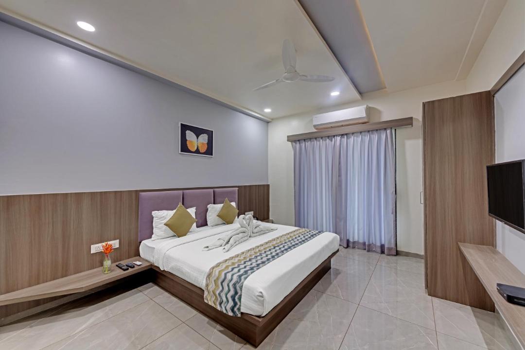 Photo of Bedroom in Rajpipla