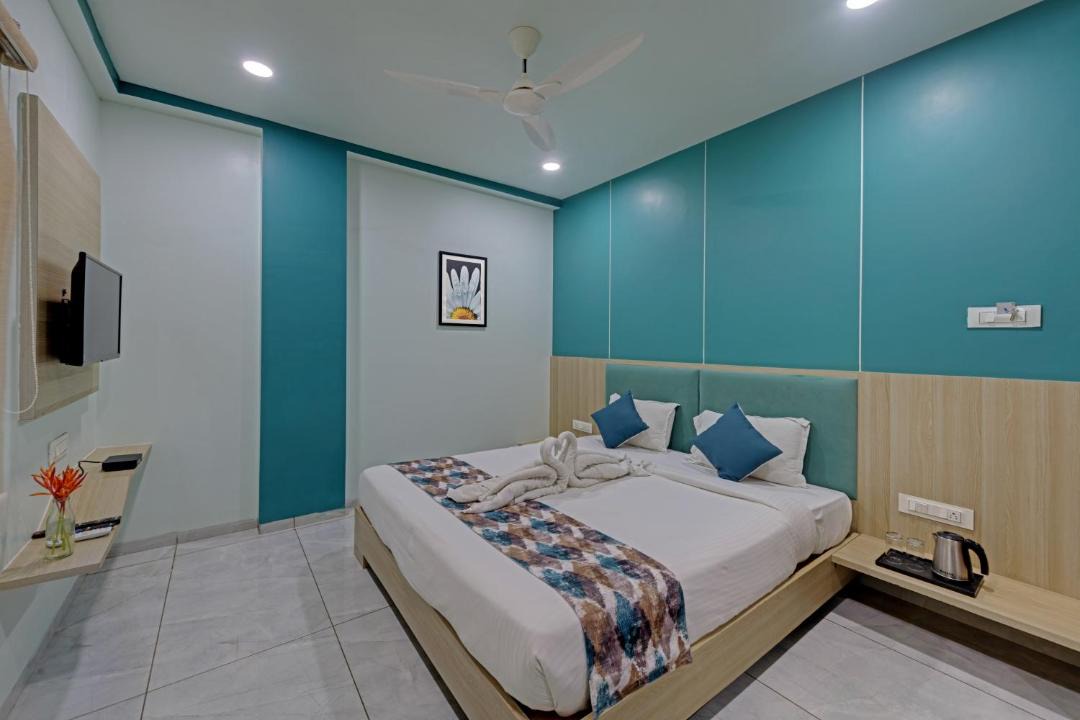 Photo of Bedroom in Rajpipla