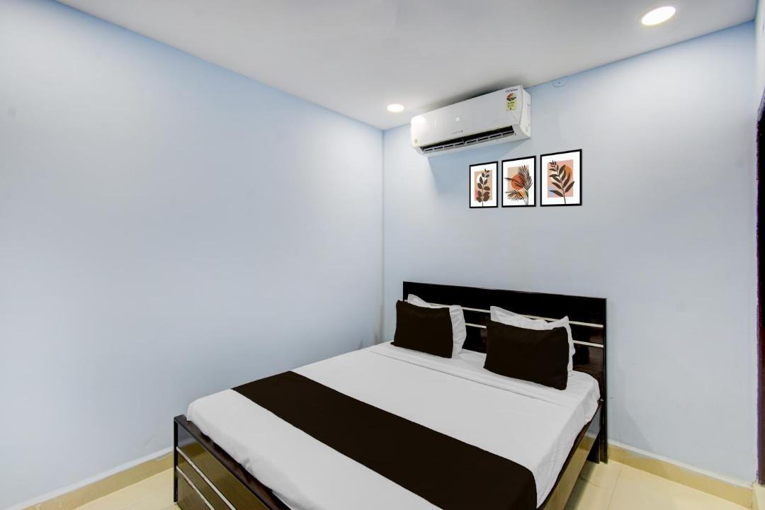 Photo of Bedroom in Begumpet