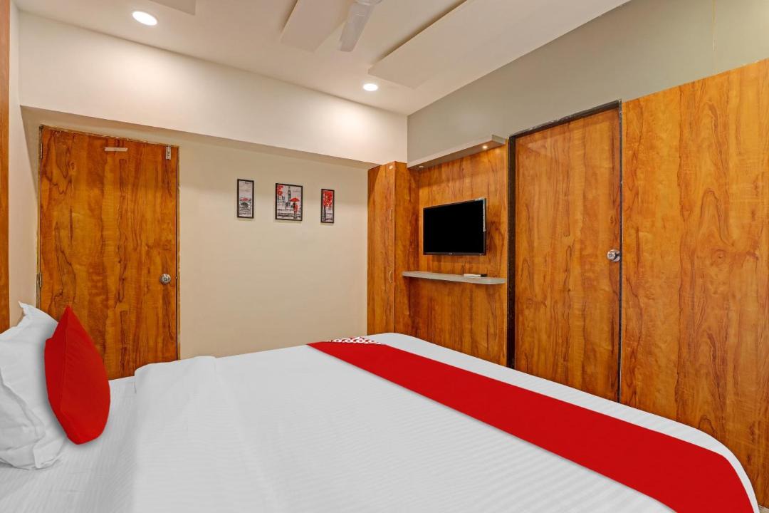 Photo of Bedroom in Navrangpura