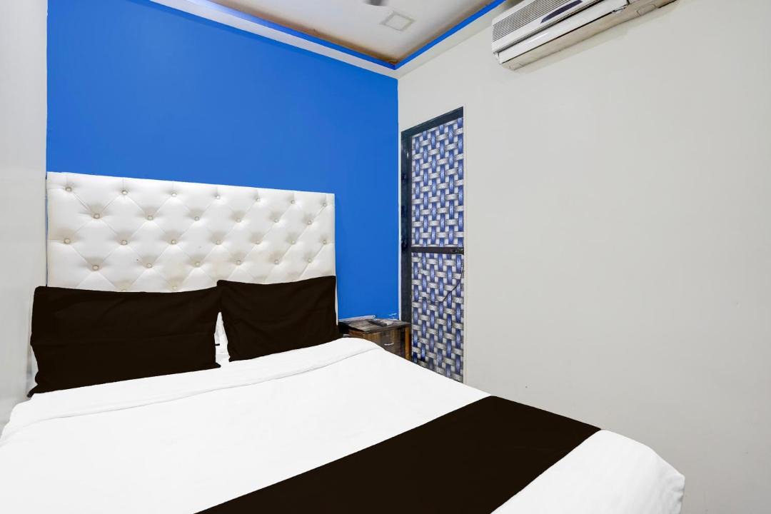 Photo of Bedroom in Marol