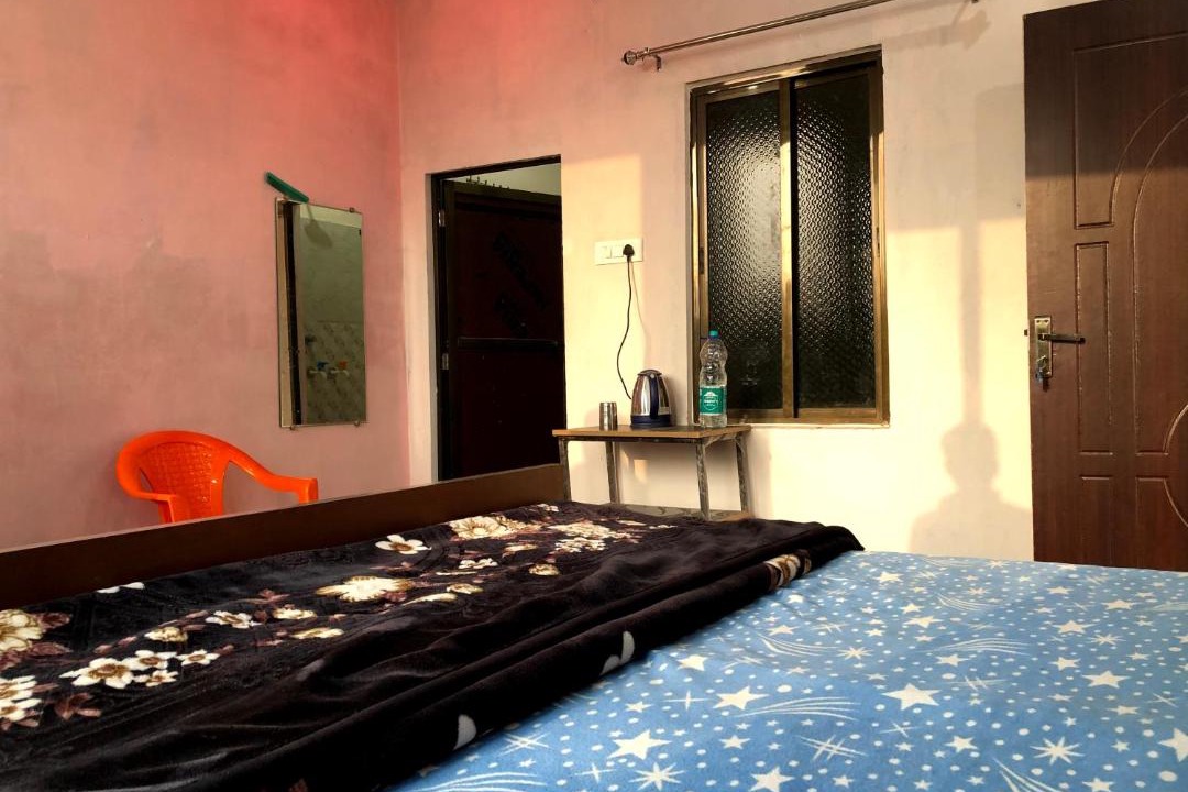 Photo of Bedroom in Jhusi
