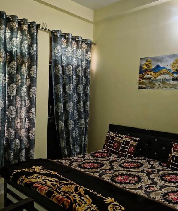 Photo of Bedroom in Jhusi