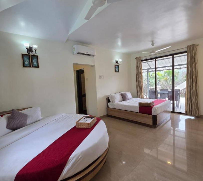 Photo of Bedroom in Mahabaleshwar