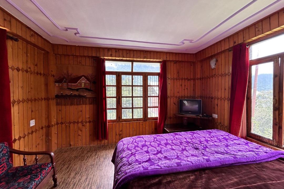 Photo of Bedroom in Manali